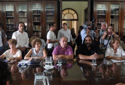 SUTEBA sali� al cruce de Vidal: �Tiene la decisi�n pol�tica de dilatar el conflicto salarial�