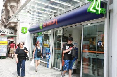 Quintana deber� vender $9 millones en acciones vinculadas a Farmacity
