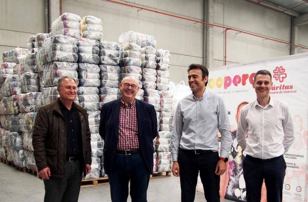 Koopera y Arropa gestionar�n los residuos textiles de 61 municipios valencianos