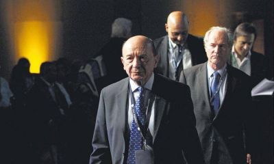 Cencosud comanda la catarsis de las �viudas� del acuerdo Gobierno-Carrefour