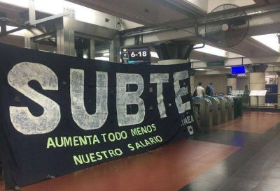 Subtes: liberan molinetes en la estaci�n Congreso de Tucum�n de la l�nea D