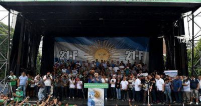 Signados por las dudas, el espacio del #21 busca volver a mostrarse unido en Ferro