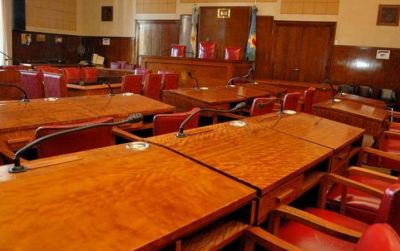 La Comisi�n de Hacienda dio el �ok� al Presupuesto y a un 30% de aumento a OSSE