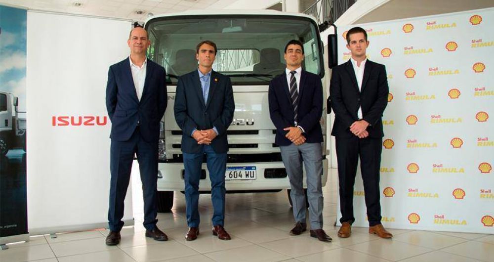 Isuzu Argentina y Shell Lubricantes firmaron alianza en beneficio de sus clientes