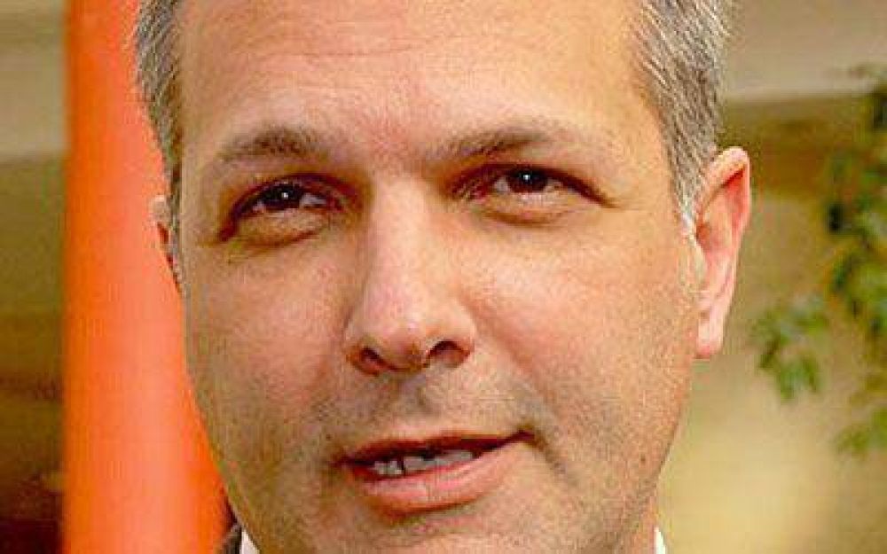Buzzi firmar� un acuerdo por 5 millones de pesos en obras