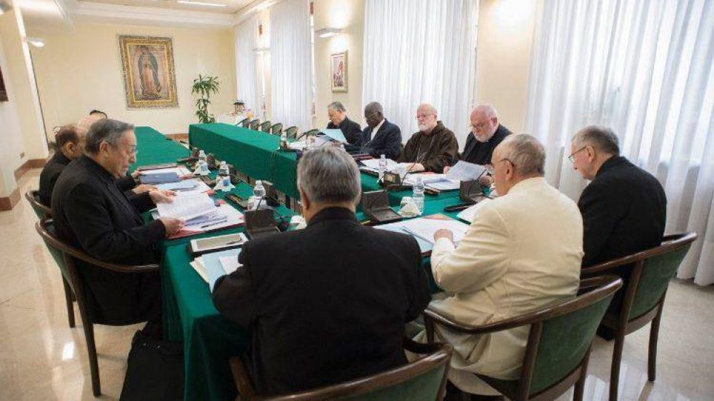 Finaliza la reuni�n del Papa con el Consejo de Cardenales