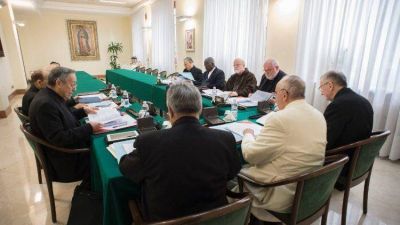 Finaliza la reuni�n del Papa con el Consejo de Cardenales