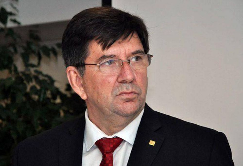 Subsecretario de Desarrollo Minero asegur� que �el cianuro se puede beber�