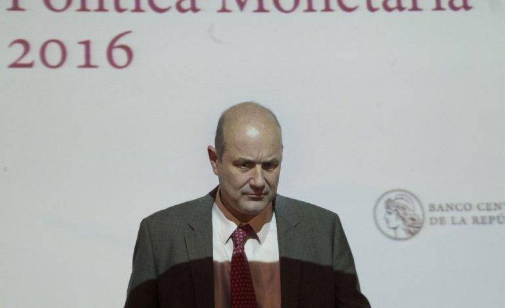 Para tratar de frenar al d�lar, el Central vendi� m�s de U$S 2.200 millones en dos d�as