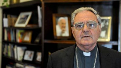 La Iglesia estudia la posibilidad de renunciar al aporte econ�mico del Estado