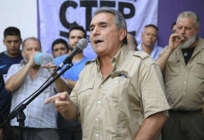 Juan Carlos Schmid: �Obviamente no hay motivos para festejar el 1� de mayo