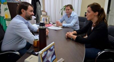 Vidal busca reforzar el v�nculo con los intendentes y los visita en sus despachos