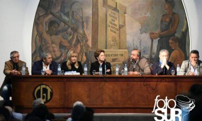 Todos unidos (menos CFK) por Lula: Dilma, Duhalde y Daer, en la CGT