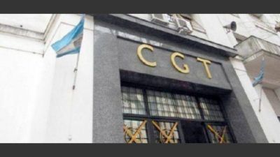 Se re�ne el consejo directivo de la CGT y esperan planteo contra la reforma laboral