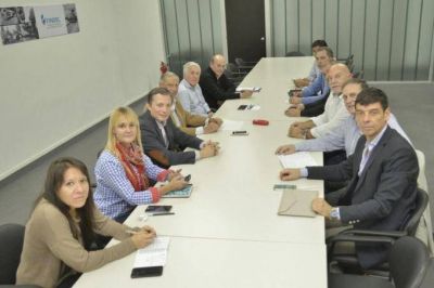 Con cr�ticas al gobierno, el PJ bonaerense comenz� a delinear su propuesta de salud para el 2019