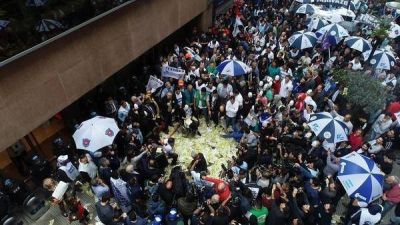 Marcha de la CGT en contra del aumento de las tarifas de los servicios p�blicos