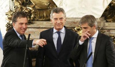 Intrigas y reproches en el entorno de Mauricio Macri a la espera de un nuevo mensaje de los mercados
