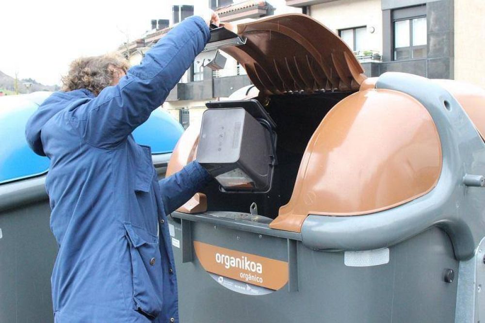 La Mancomunidad Urola Kosta (Gipuzkoa) aumenta un 30% la recogida selectiva de residuos urbanos