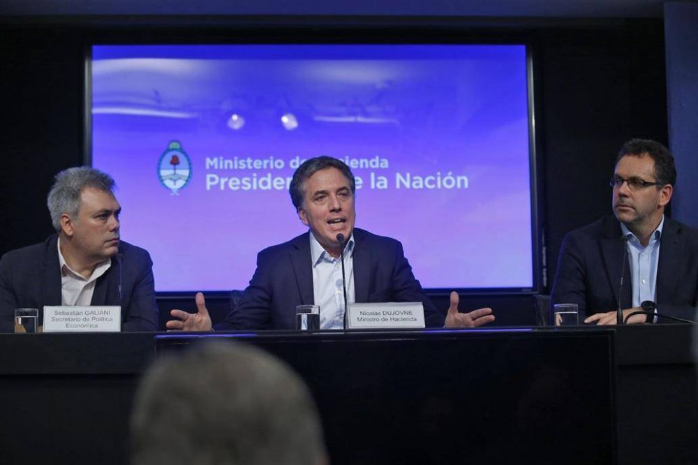 Cautela del PJ dialoguista ante el anuncio de Macri y rechazo del kirchnerismo