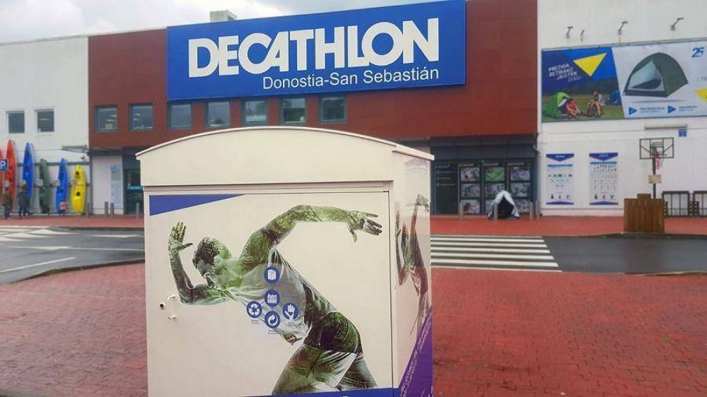 Decathlon instalar� contenedores para la reutilizaci�n y reciclaje de ropa deportiva