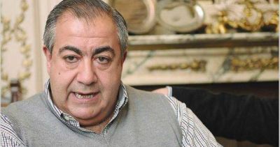 �El FMI va a pedir que vengan por los convenios colectivos�