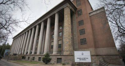 La Corte mendocina declar� constitucional pagar presentismo a los docentes