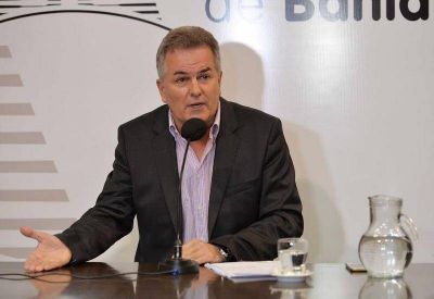 Gay busca congelar una tasa municipal hasta diciembre de 2023