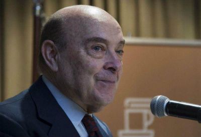 Cavallo asisti� a una reuni�n en el Banco Central y despert� pol�mica