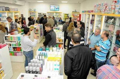 La Mutual del CEC inaugur� otra farmacia sindical