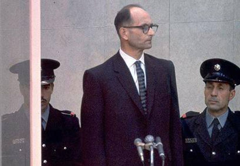 Hoy en la historia juda / El Mossad captura a Adolf Eichmann en Buenos Aires