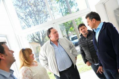 Massa no quiere m�s fugas, parte 2: el l�der del FR, otra vez de gira con su gente