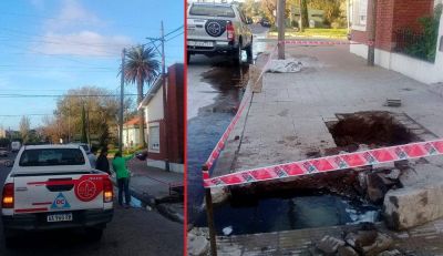Una p�rdida de agua abri� un socav�n en la esquina del hospital neuropsiqui�trico