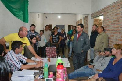 Alistan el inicio de obras h�dricas en distintas partes del barrio Independencia