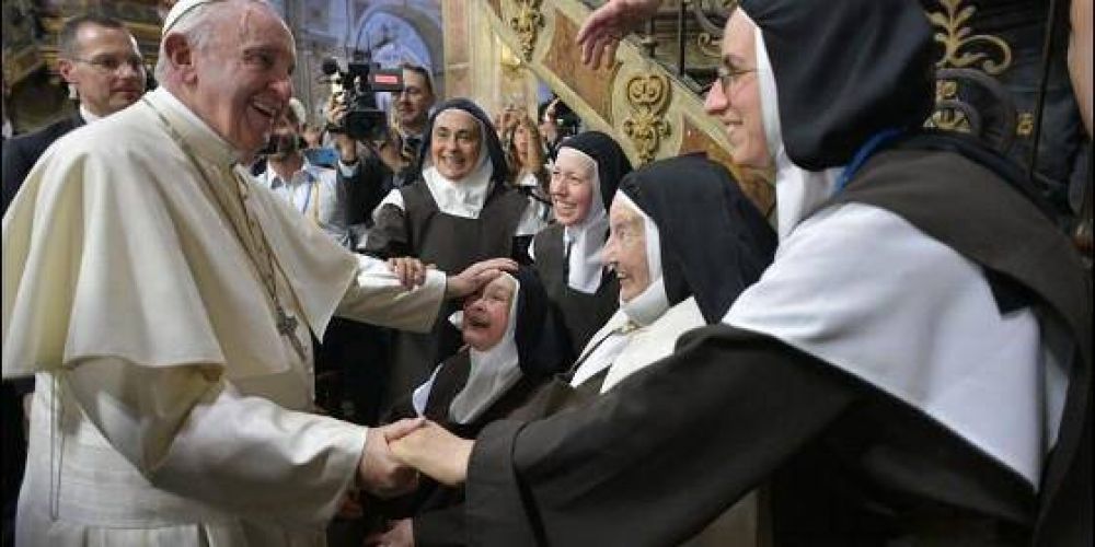'Cor Orans': La obligada y necesaria reforma de la vida contemplativa femenina en la Iglesia