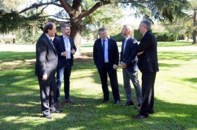 La pol�tica siempre vuelve: Sanz y Monz� regresaron a Olivos
