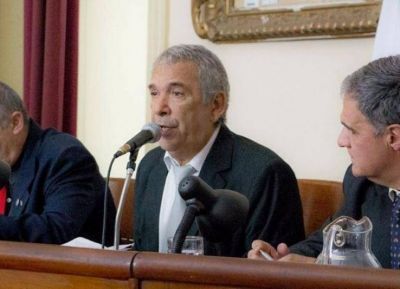 Megacausa ambiental: declar� el primer intendente bonaerense citado por el juez Bonad�o