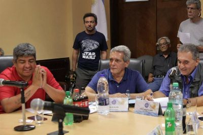 El Gobierno negocia con la CGT para evitar un paro general