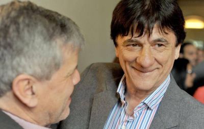 Otra vez fallas en la salud del intendente Gasparini: neumopat�a, internaci�n y cero contacto