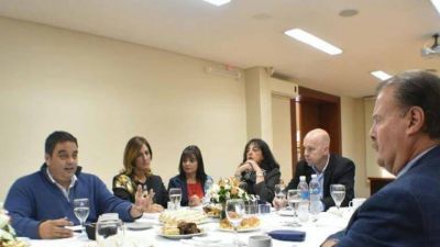 Los problemas econ�micos de la salud privada fueron expuestos a Triaca