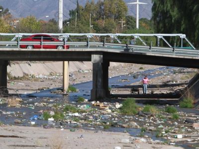 Colector Papagallos: el basural de m�s de 2.000 metros