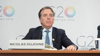 Nicol�s Dujovne debuta como ministro coordinador con el gasto p�blico en la mira