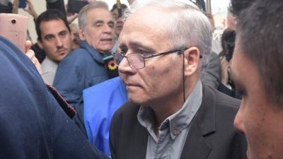 Condenaron a 25 a�os de prisi�n al cura Ilarraz por abuso y corrupci�n de menores