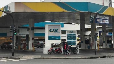 Ordenan levantar embargos de la AFIP contra Oil Combustibles