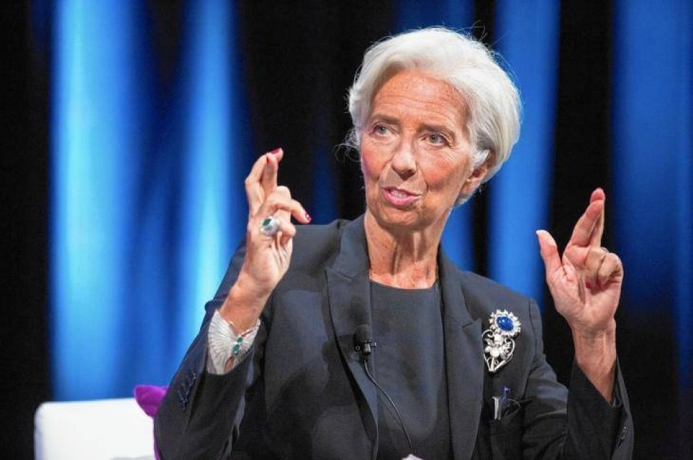 En medio de la marcha contra el FMI, ratifica Lagarde el avance del acuerdo con Argentina