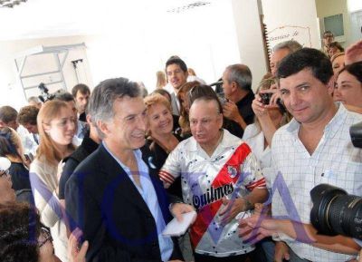 Trascendi� que el titular del Anses cobra un sueldo como docente sin trabajar