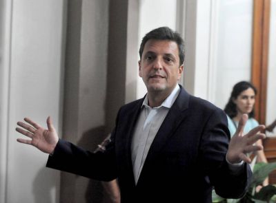 Sugestivo encuentro de Massa con Espinoza y Magario