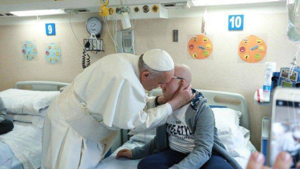 El Papa: M�dicos cat�licos, afirmar la centralidad del paciente como persona
