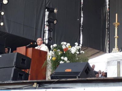 ENJ: Mons. Ojea llam� a los j�venes al desaf�o de transformar la Patria