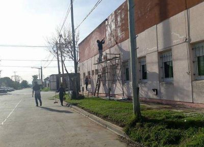 Las escuelas con necesidades son el blanco de militantes pol�ticos