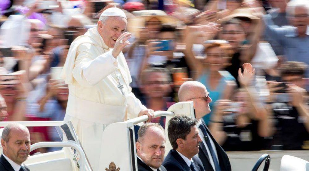 El Papa destaca la importancia de la Confirmacin para la unidad de la Iglesia